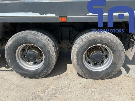 001. Грузовой самосвал SHACMAN SX33186V366 (10607)