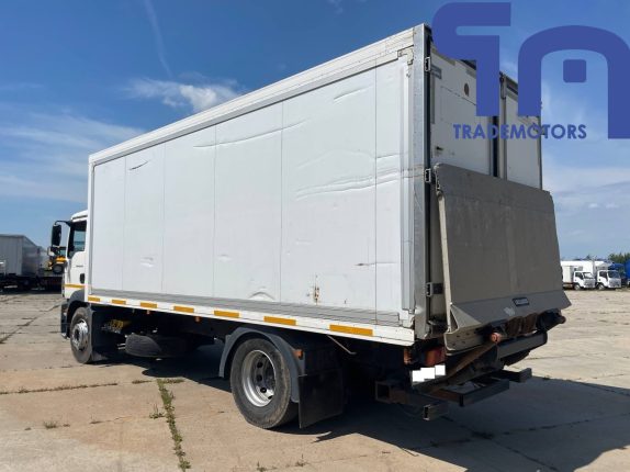 011. Автомобиль-рефрижератор MAN TGM 18.240 4X2 BL (10008)