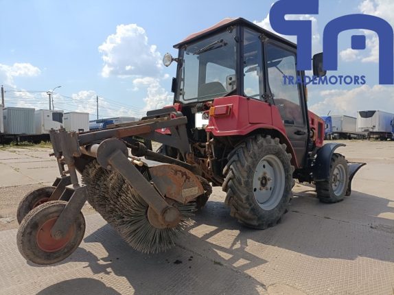 002.Трактор БЕЛАРУС-320.4М (104852)