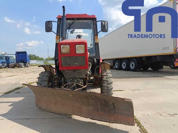 002.Трактор БЕЛАРУС-320.4М (104852)