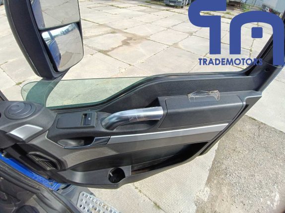 067. Седельный тягач MAN TGS 18.400 4X2 BLS (10923)