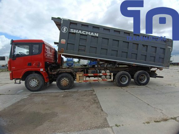 002.Грузовой самосвал SHACMAN SX33186W366C (10004)