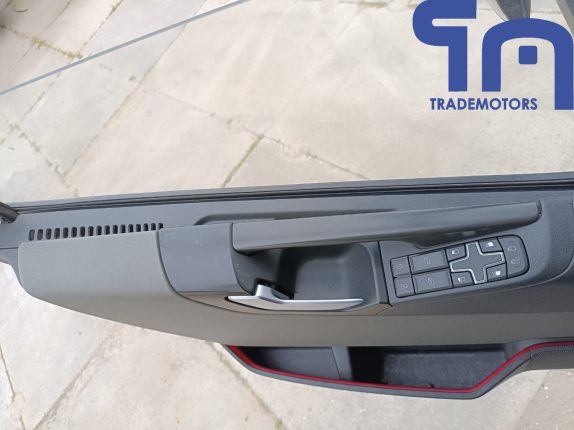 002. Седельный тягач VOLVO FH-TRUCK (10482)