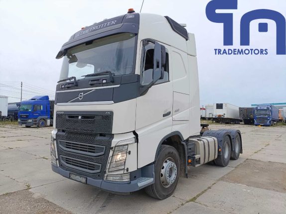 002. Седельный тягач VOLVO FH-TRUCK (10482)
