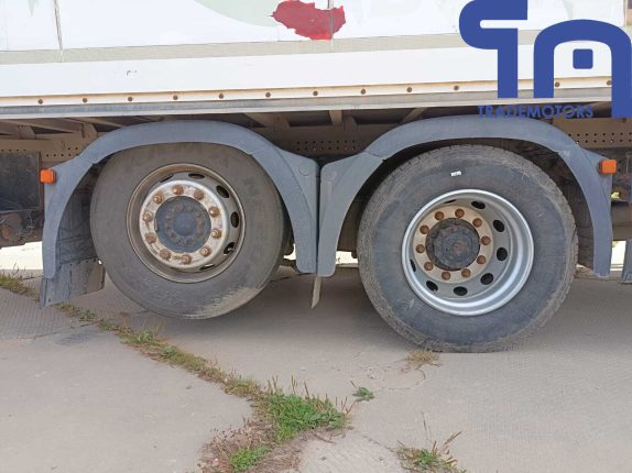 012. Изотермический фургон MAN TGS 26.350 6Х2-2 BL-WW (10019)