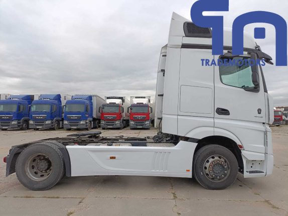 008.Седельный тягач MERCEDES-BENZ ACTROS 1845LS (10052)
