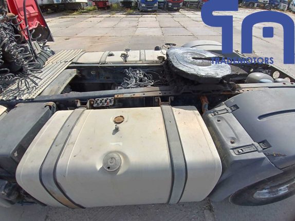 076. Седельный тягач MAN TGS 18.360 4X2 BLS (10677)