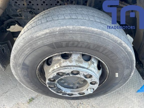 002.Седельный тягач MERCEDES-BENZ ACTROS 1845LS (10708)