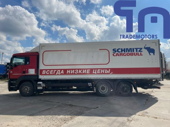 011. Изотермический фургон MAN TGS 26.350 6Х2-2 BL-WW (10615)