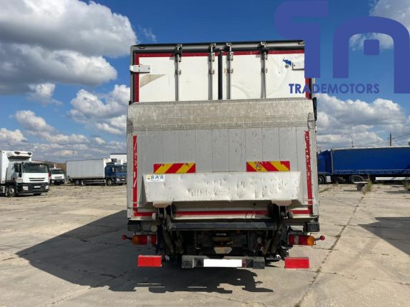 011. Изотермический фургон MAN TGS 26.350 6Х2-2 BL-WW (10615)