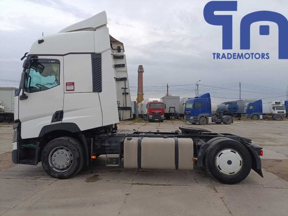 009. Седельный тягач RENAULT T 4×2 (10328)