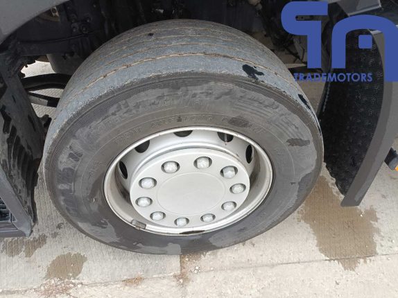 009. Седельный тягач RENAULT T 4×2 (10328)