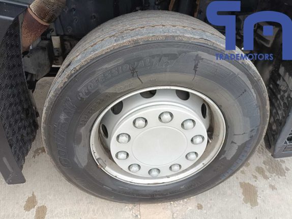 009. Седельный тягач RENAULT T 4×2 (10328)