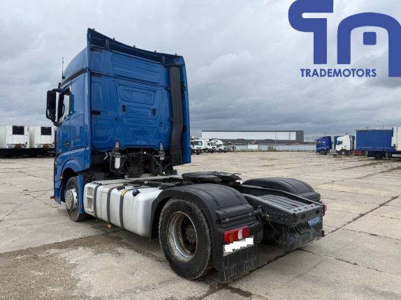 002.Седельный тягач MERCEDES-BENZ ACTROS 1845LS (10261) 002.Седельный тягач MERCEDES-BENZ ACTROS 1845LS (10261)
