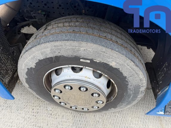 002.Седельный тягач MERCEDES-BENZ ACTROS 1845LS (10261) 002.Седельный тягач MERCEDES-BENZ ACTROS 1845LS (10261)