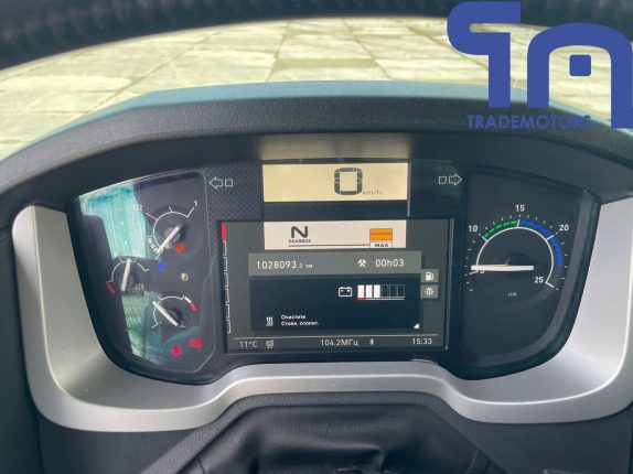 009. Седельный тягач RENAULT T 4×2 (10328)