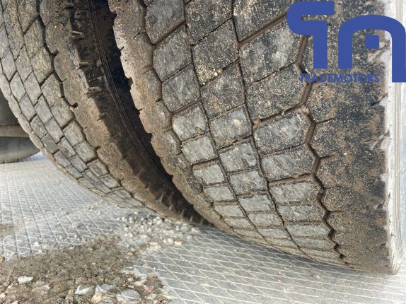 009. Седельный тягач RENAULT T 4×2 (10328)