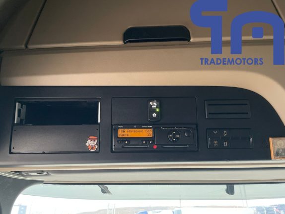 Седельный тягач MERCEDES-BENZ ACTROS 1845LS (10175)