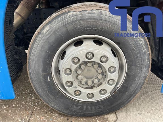 Седельный тягач MERCEDES-BENZ ACTROS 1845LS (10175)