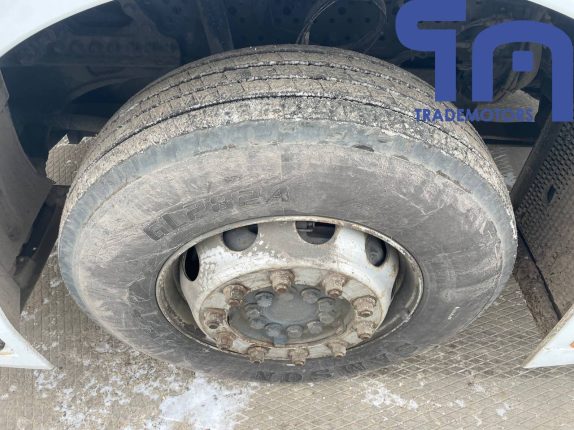 009. Седельный тягач MERCEDES-BENZ ACTROS 1845LS (10146)