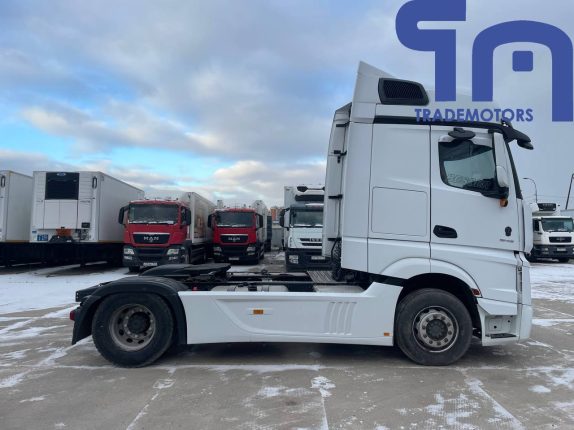 009. Седельный тягач MERCEDES-BENZ ACTROS 1845LS (10146)