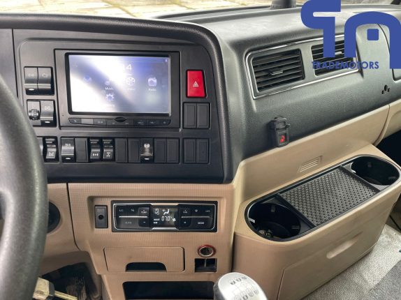 Грузовой самосвал HOWO T5G ZZ3317V386GE1(10354)