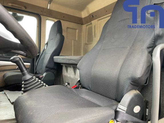 Грузовой самосвал HOWO T5G ZZ3317V386GE1(10354)