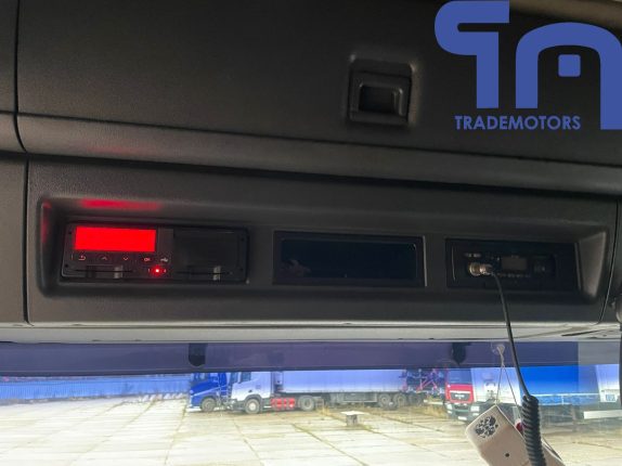 076. Седельный тягач SCANIA G 380 LA4X2HNA (10982)