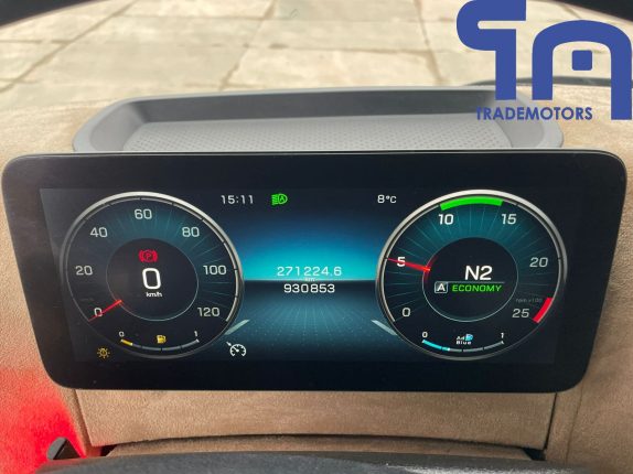 009. Седельный тягач MERCEDES-BENZ ACTROS 1845LS (10146)