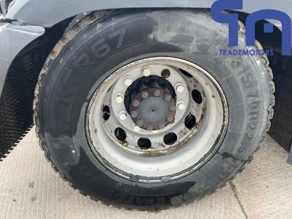 009. Седельный тягач MERCEDES-BENZ ACTROS 1845LS (10146)