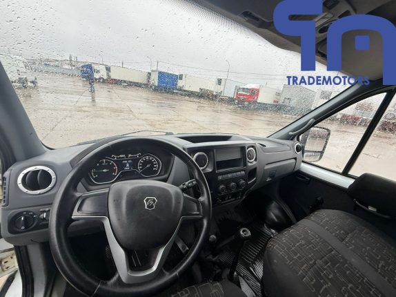 002.Грузовой фургон ГАЗ Соболь 27527 (10156)