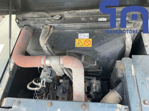 Гусеничный экскаватор HYUNDAI HX300SL (101326)