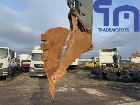 Гусеничный экскаватор HYUNDAI HX300SL (101326)