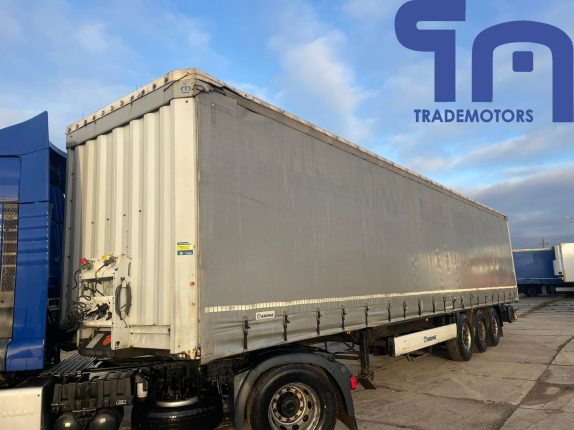 009.Полуприцеп шторный KRONE SD (105029)