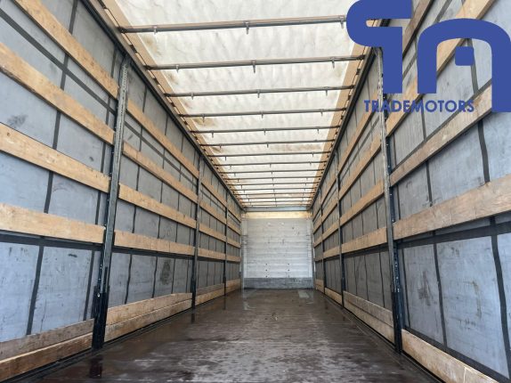 007.Полуприцеп шторный SCHMITZ CARGOBULL SCB*S3T (102381)