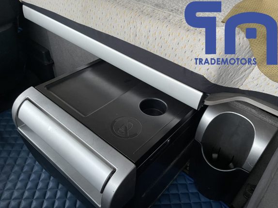 010.Седельный тягач DAF FT XF105.460 (10464)