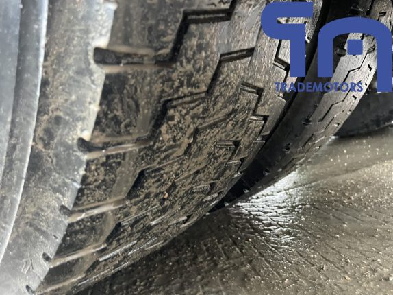 010.Седельный тягач DAF FT XF105.460 (10464)