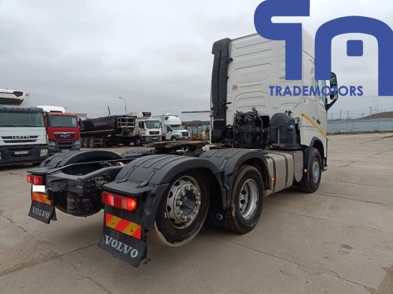 Седельный тягач VOLVO FH-TRUCK 6Х2 (10006)