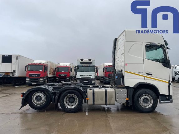 019.Седельный тягач VOLVO FH-TRUCK 6Х2 (10004)