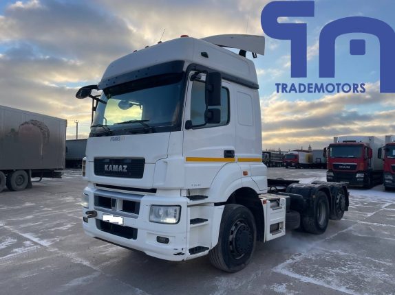 002. Седельный тягач КАМАЗ Т2640 (10125)