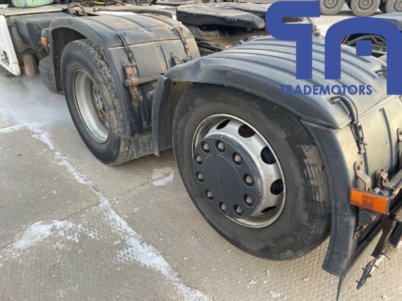 002. Седельный тягач КАМАЗ Т2640 (10125)