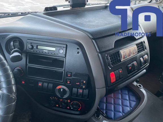 010.Седельный тягач DAF FT XF105.460 (10378)