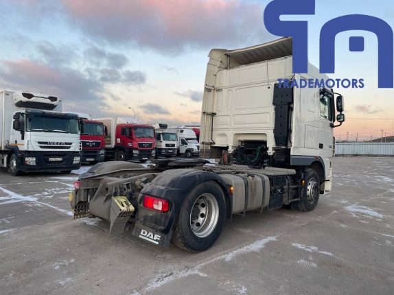 010.Седельный тягач DAF FT XF105.460 (10378)