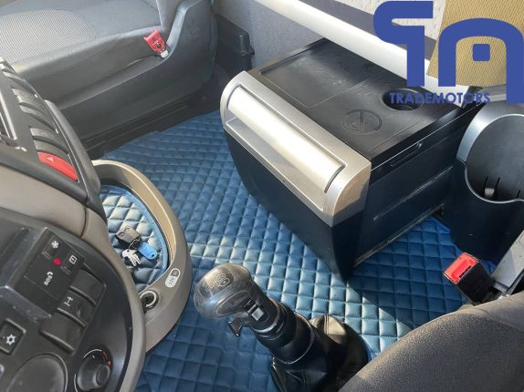 010.Седельный тягач DAF FT XF105.460 (10464)