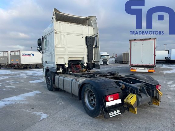 010.Седельный тягач DAF FT XF105.460 (10464)