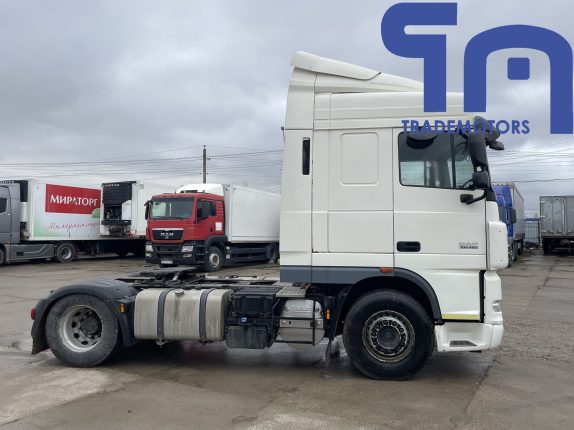 010.Седельный тягач DAF FT XF105.460 (10464)