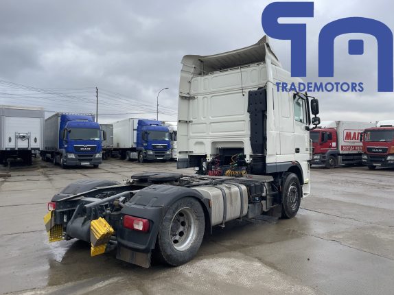 010.Седельный тягач DAF FT XF105.460 (10464)