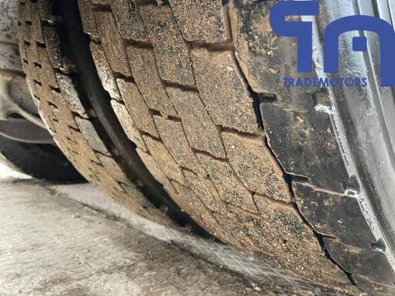 019. Седельный тягач DAF XF (10637)