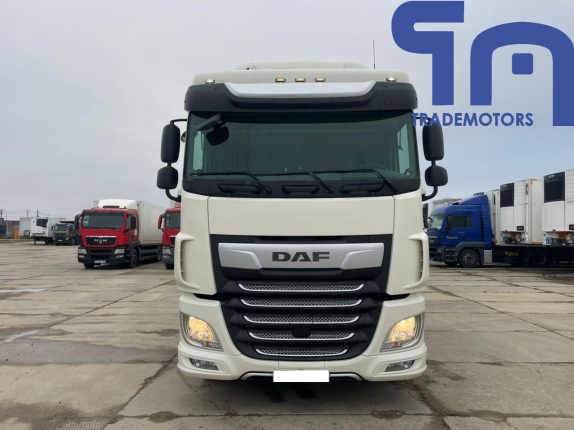 019. Седельный тягач DAF XF (10637)