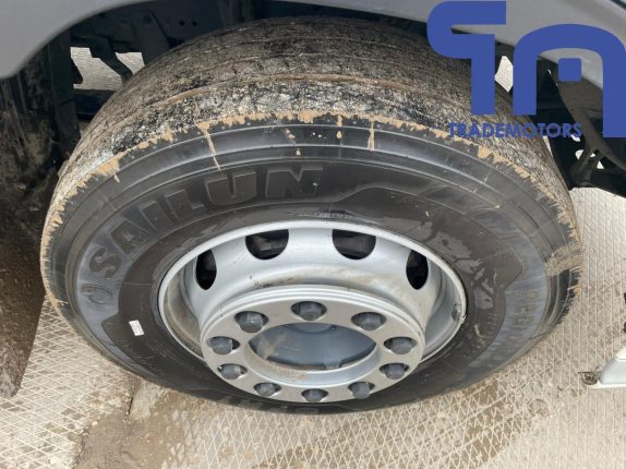 019. Седельный тягач DAF XF (10637)